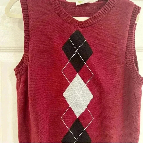 Boys Crazy 8 Sweater Vest Sz M 7-8 Burgundy Argyle Holiday Preppy Dressy V Neck - Picture 2 of 6